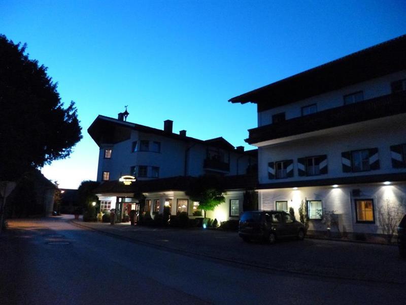 Hotel Walserwirt Exteriör bild
